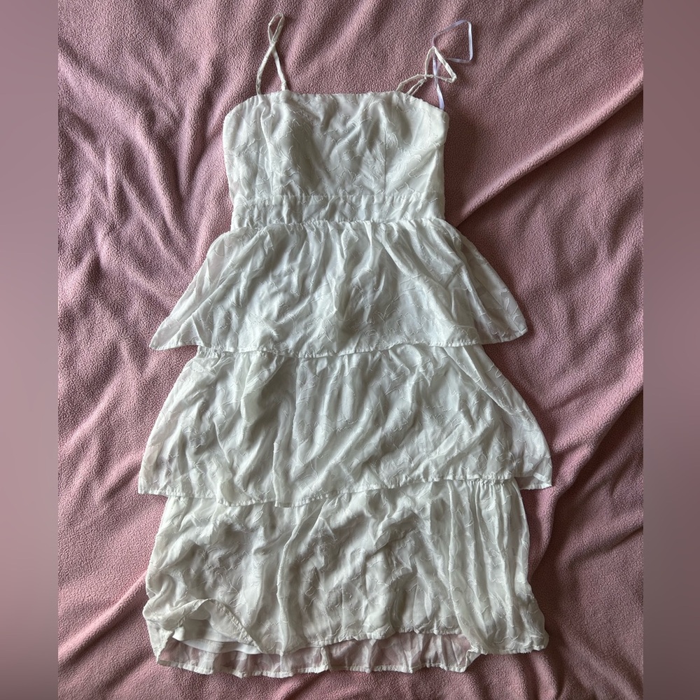 Lulu's White Tiered Midi Dress